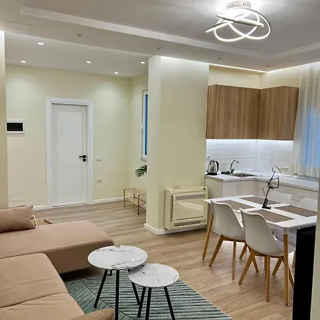 Le Bon 2 Apartment *